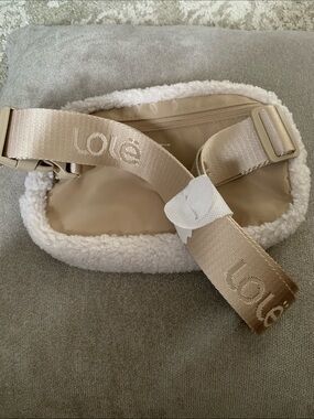 Lole Tan Sherpa Belt Bag with White Trim